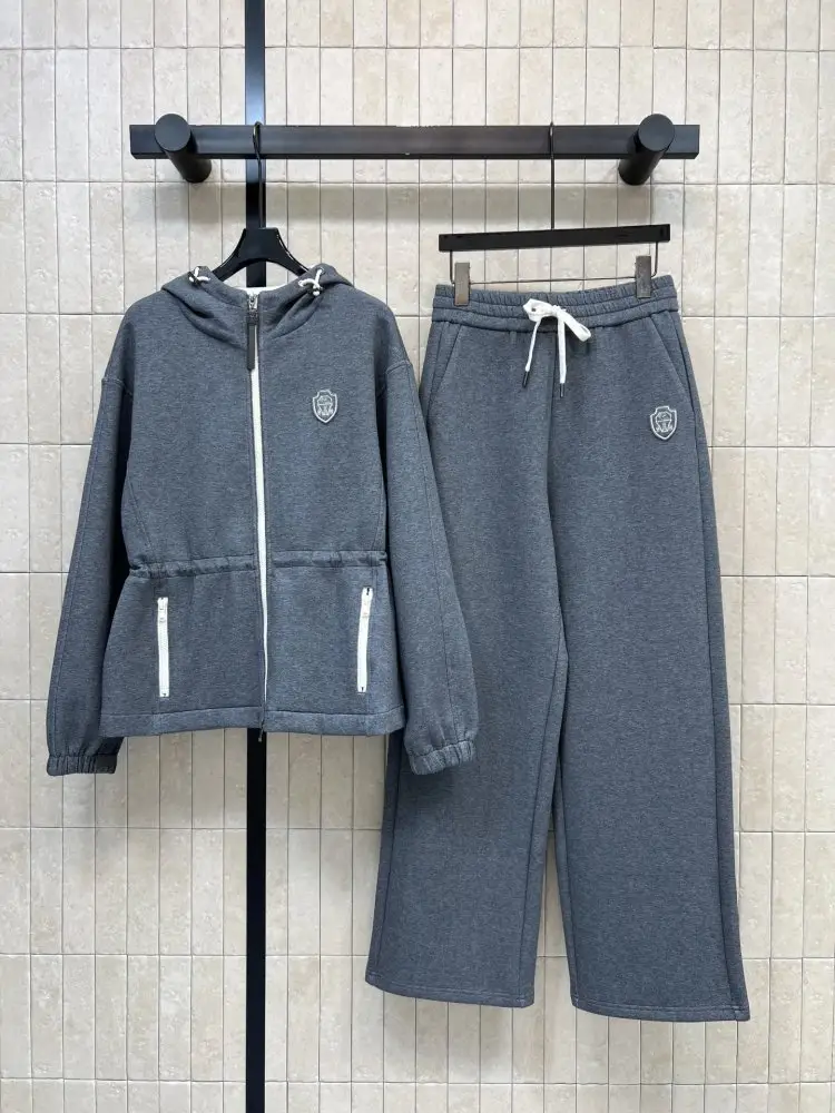 Brunello Cucinelli — Costume female