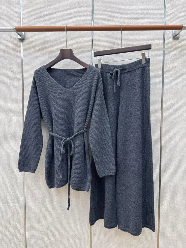 Brunello Cucinelli — Костюм жіночий