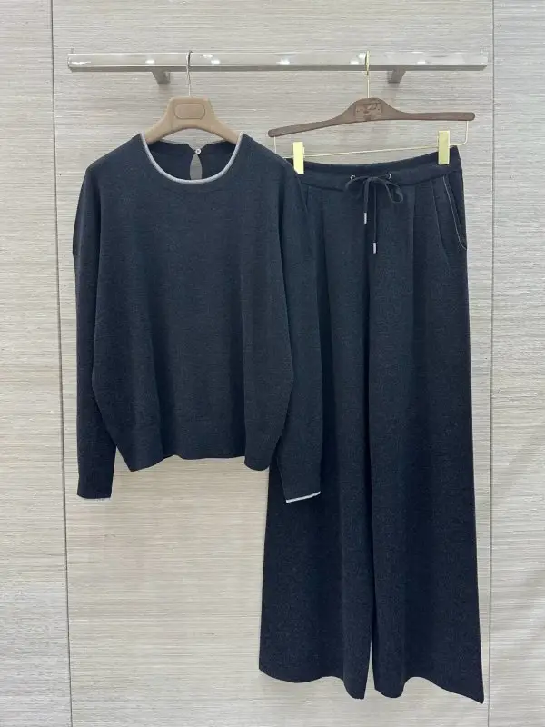 Brunello Cucinelli — Costume female