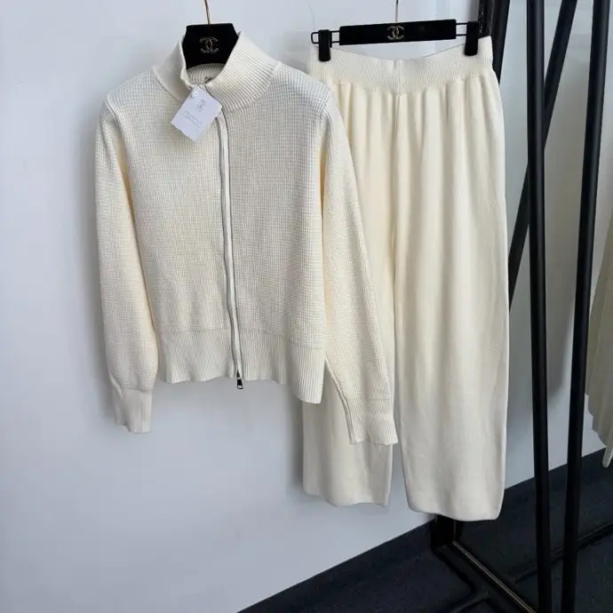 Brunello Cucinelli — Костюм в'язаний жіночий