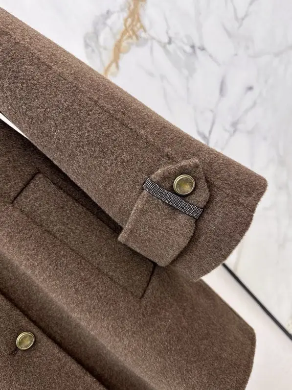 Brunello Cucinelli Delicious and stylish coat of cashmere — Photo 4