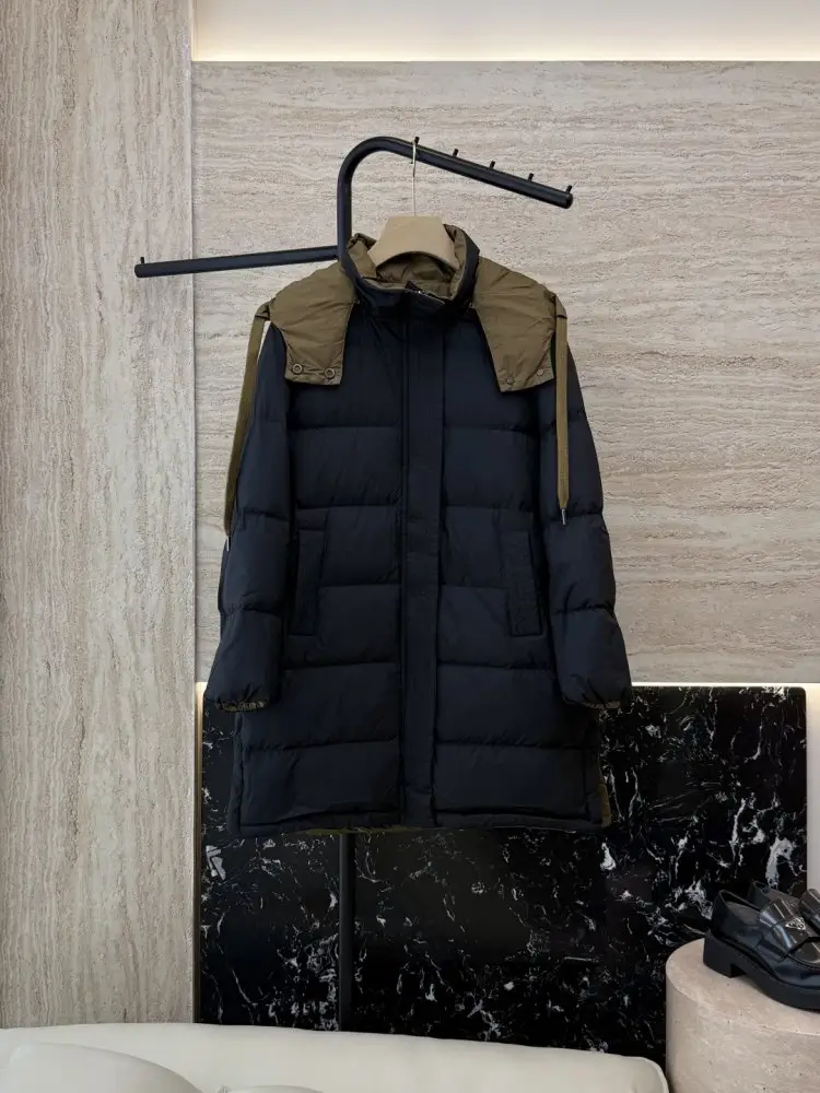 Brunello Cucinelli — Пуховик жіночий
