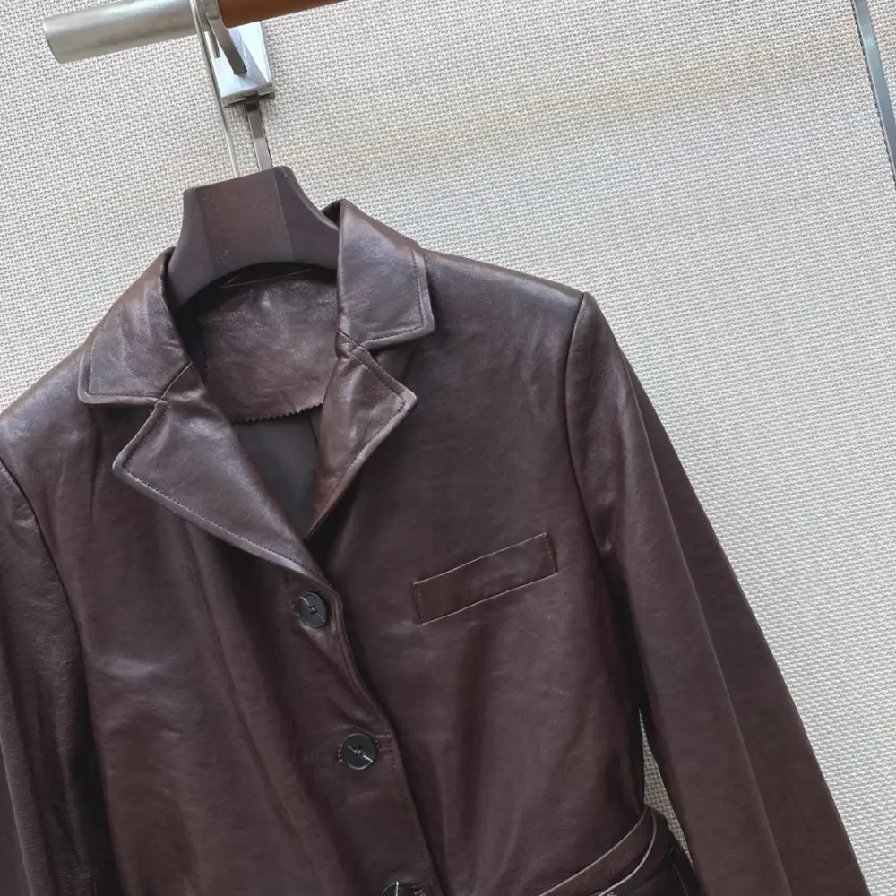 Brunello Cucinelli Куртка кожаная женская — Фото 3