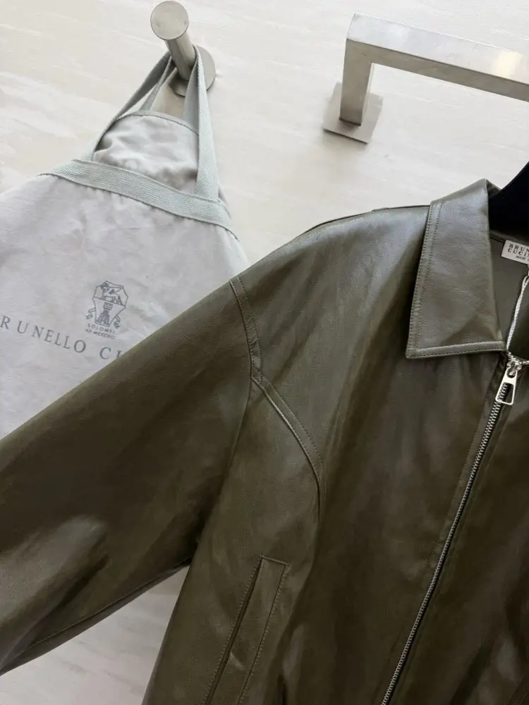 Brunello Cucinelli Куртка кожаная женская — Фото 4