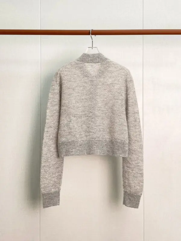 Brunello Cucinelli Knitted cardigan from long sleeves — Photo 2