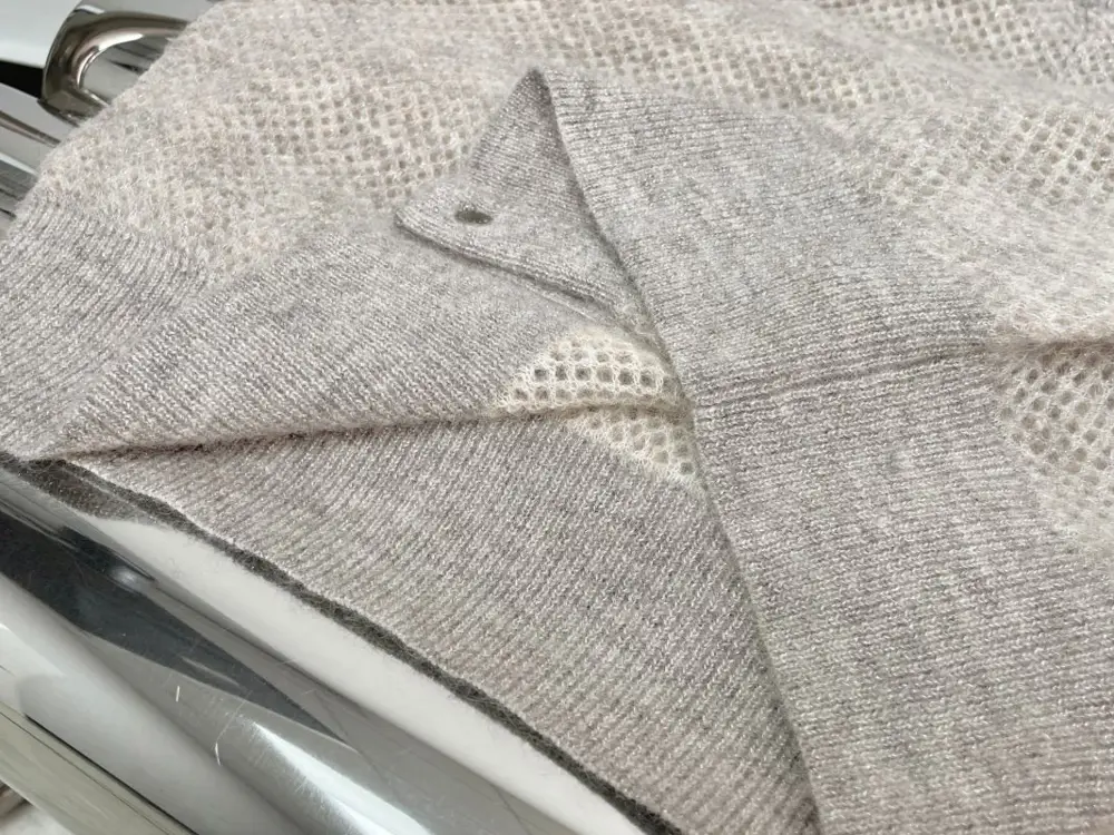 Brunello Cucinelli Knitted cardigan from long sleeves — Photo 5