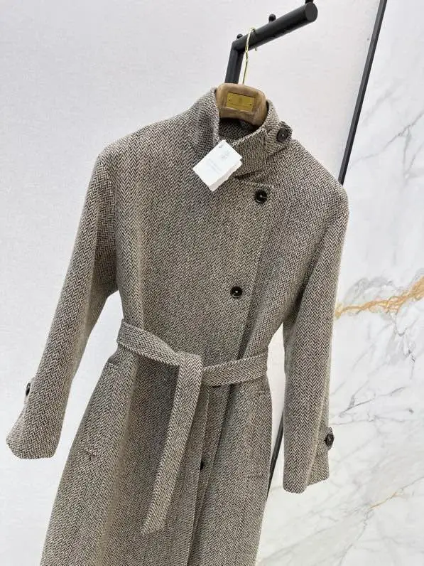 Brunello Cucinelli Пальто женское — Фото 2