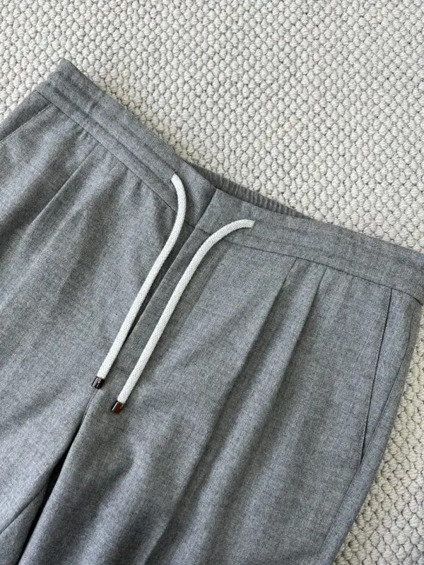 Brunello Cucinelli Pants men's — Photo 2