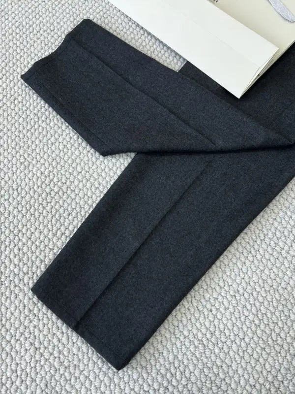 Brunello Cucinelli Pants men's — Photo 4