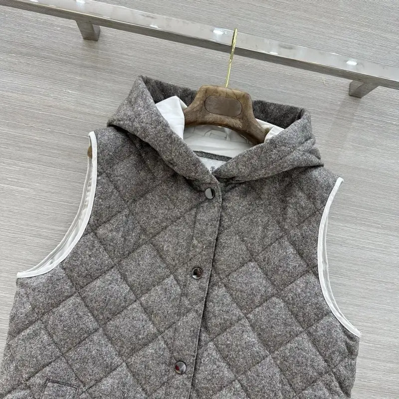 Brunello Cucinelli Quilted vest on feathers women's — Photo 2