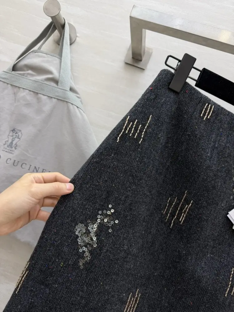 Brunello Cucinelli Skirt A-silhouette of wool — Photo 5