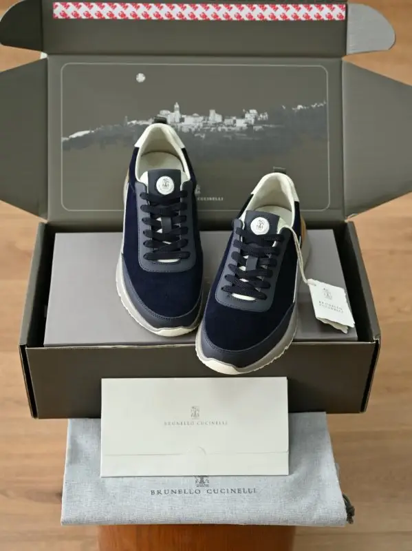 Sneakers men's