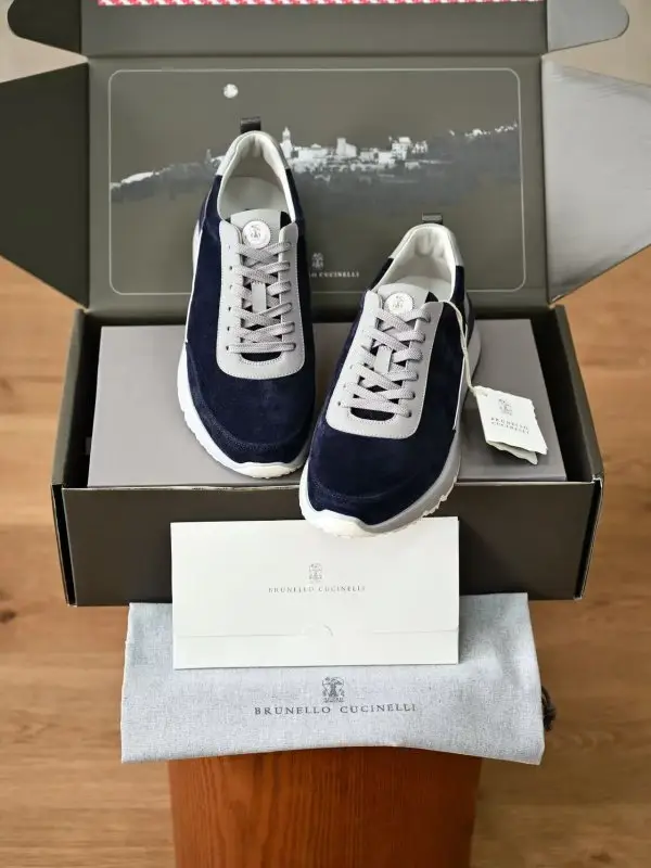 Sneakers men's