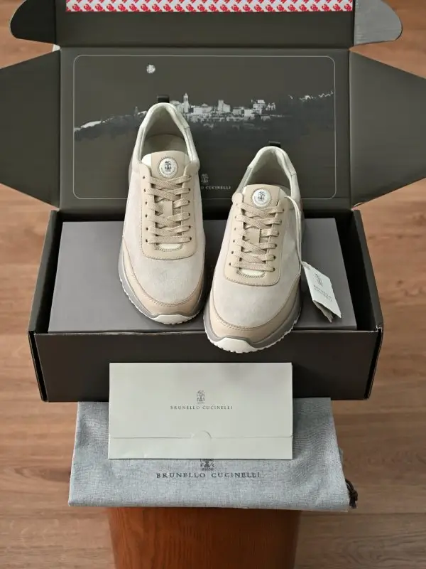 Sneakers men's