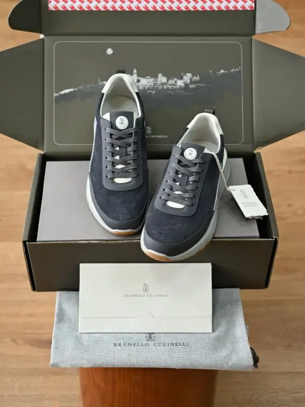 Sneakers men's