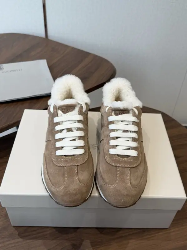 Brunello Cucinelli — Sneakers on fur women's