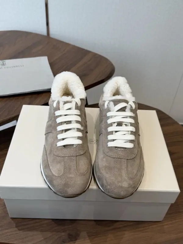Brunello Cucinelli — Sneakers on fur women's