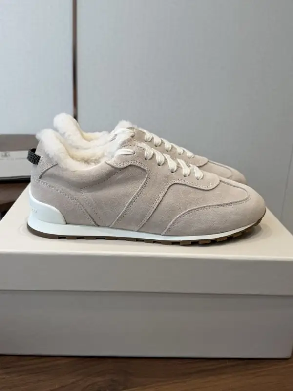 Brunello Cucinelli Sneakers on fur women's — Photo 2
