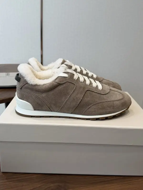 Brunello Cucinelli Sneakers on fur women's — Photo 2