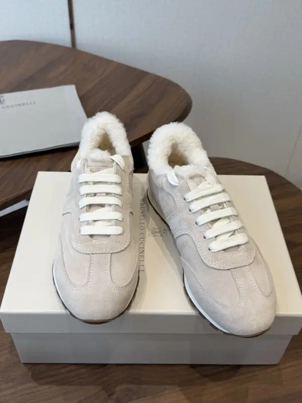 Brunello Cucinelli Sneakers on fur women's — Photo 4