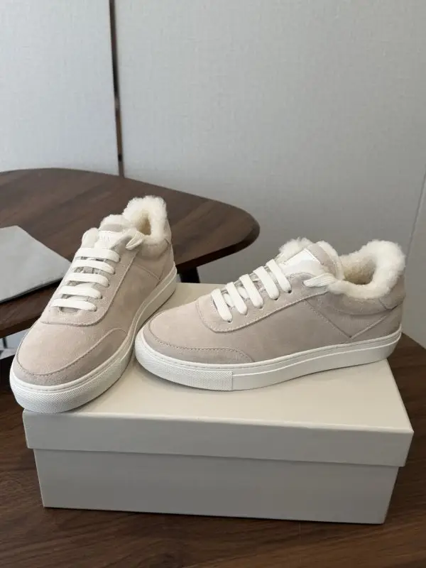 Brunello Cucinelli Sneakers on fur women's — Photo 4