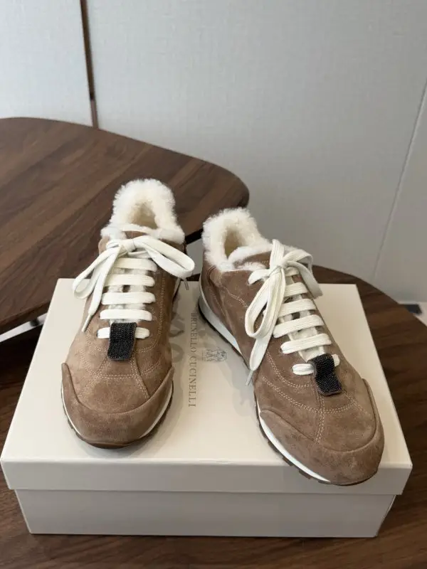 Brunello Cucinelli Sneakers on fur women's — Photo 4