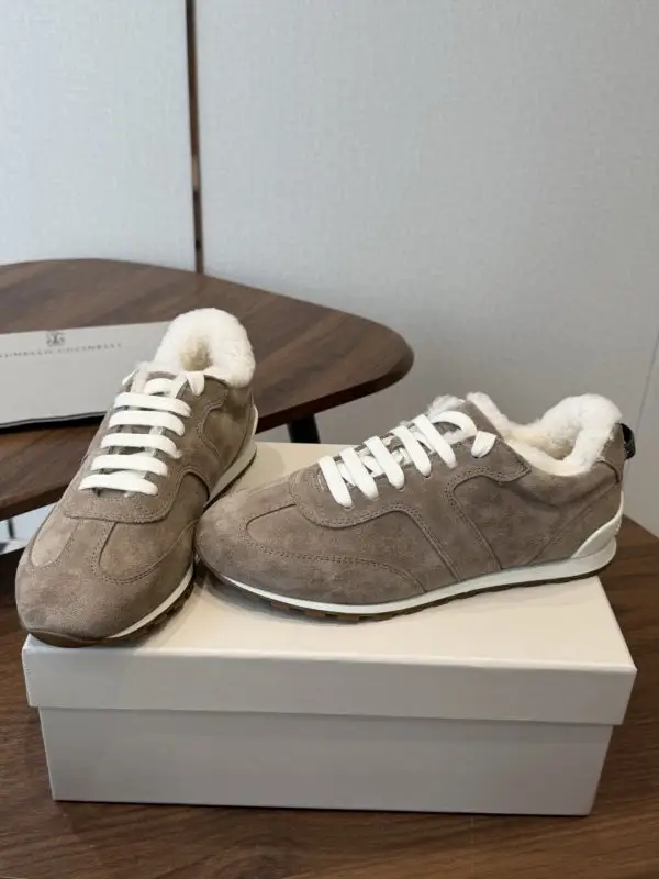 Brunello Cucinelli Sneakers on fur women's — Photo 4