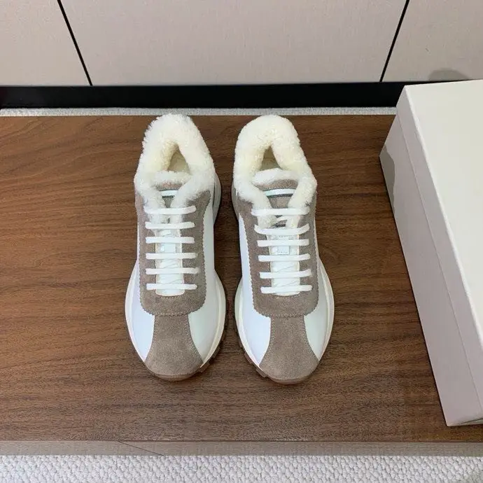 Brunello Cucinelli Sneakers women's on fur — Photo 2