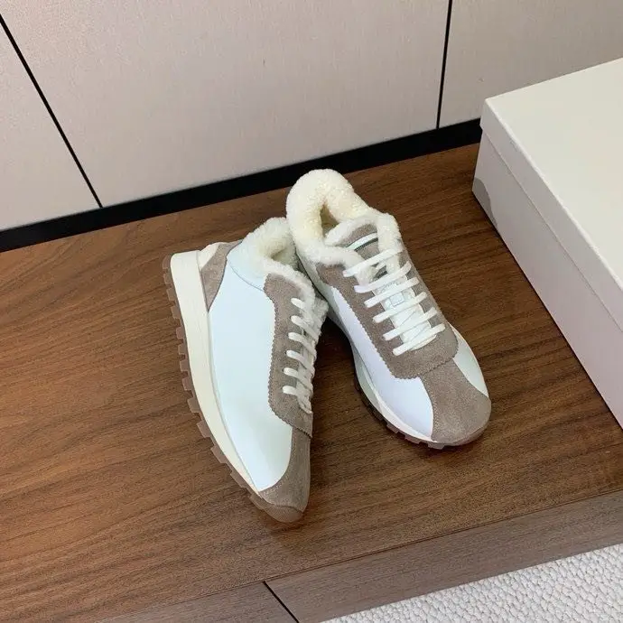 Brunello Cucinelli Sneakers women's on fur — Photo 3