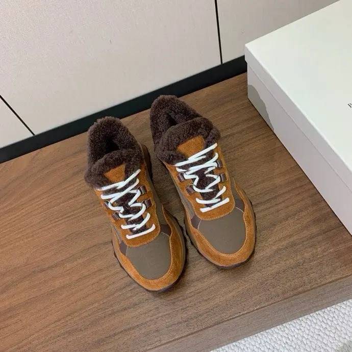 Brunello Cucinelli Sneakers women's on fur — Photo 4