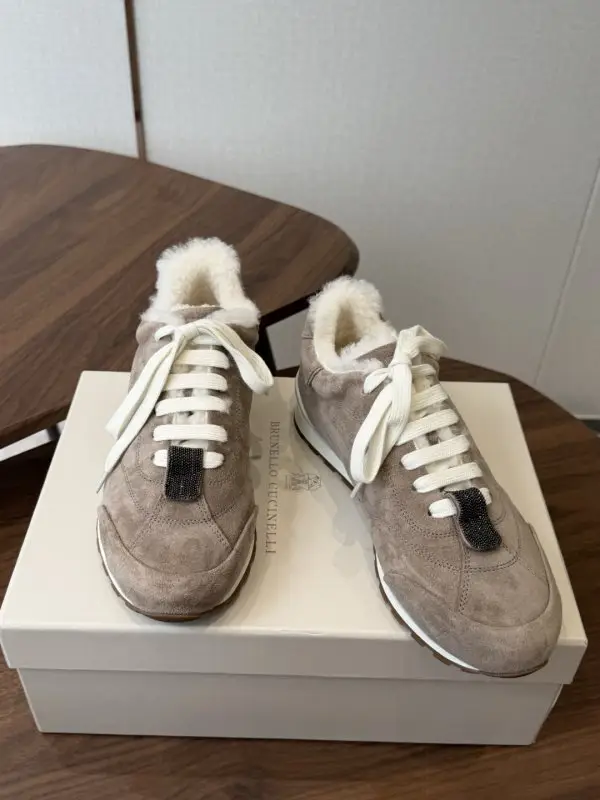 Brunello Cucinelli Sneakers women's on fur — Photo 4