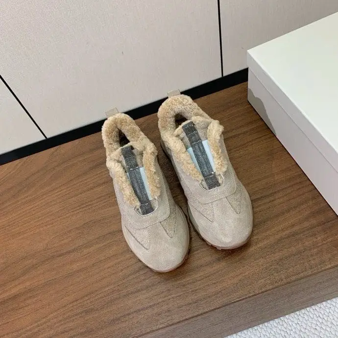 Brunello Cucinelli Sneakers women's on fur — Photo 4
