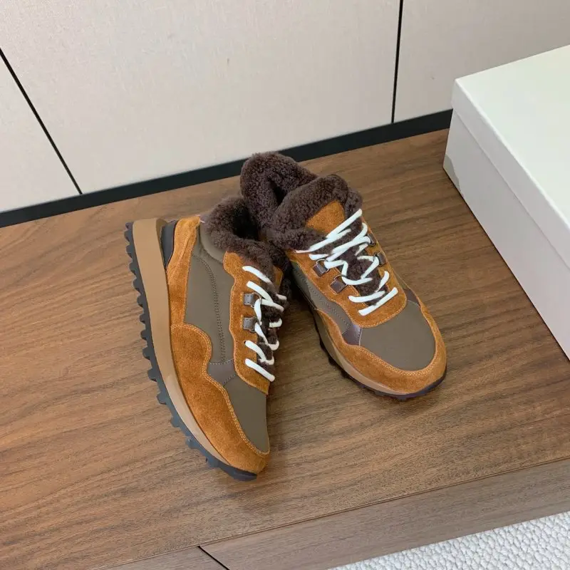Brunello Cucinelli Sneakers women's on fur — Photo 5