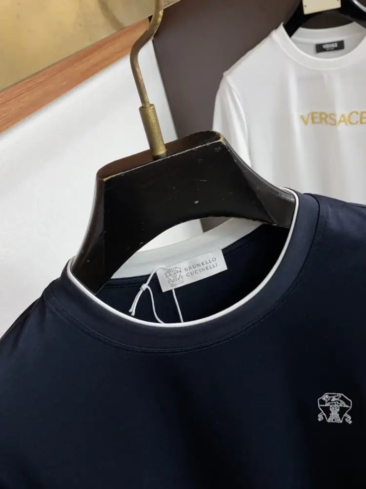 Brunello Cucinelli T-shirt men's — Photo 3