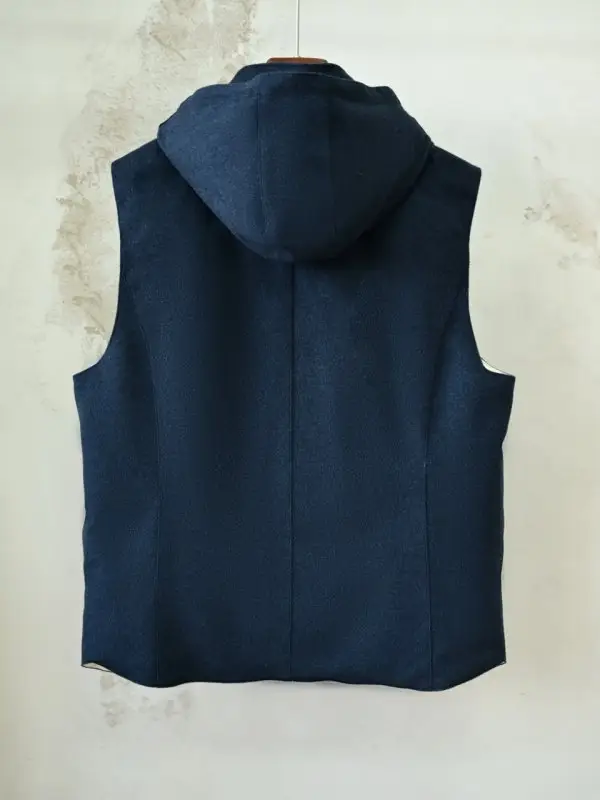 Brunello Cucinelli Vest men's — Photo 3