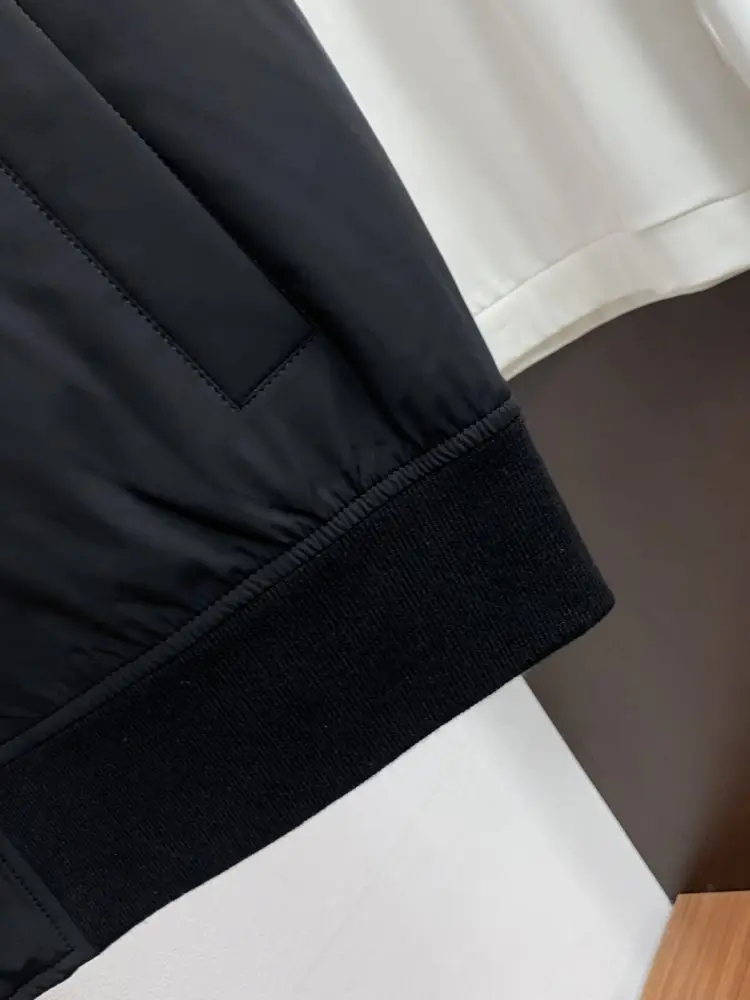 Brunello Cucinelli Жилетка мужская — Фото 5