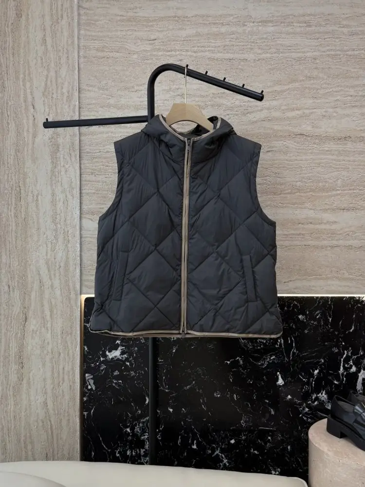 Brunello Cucinelli — Жилетка на пуху женская