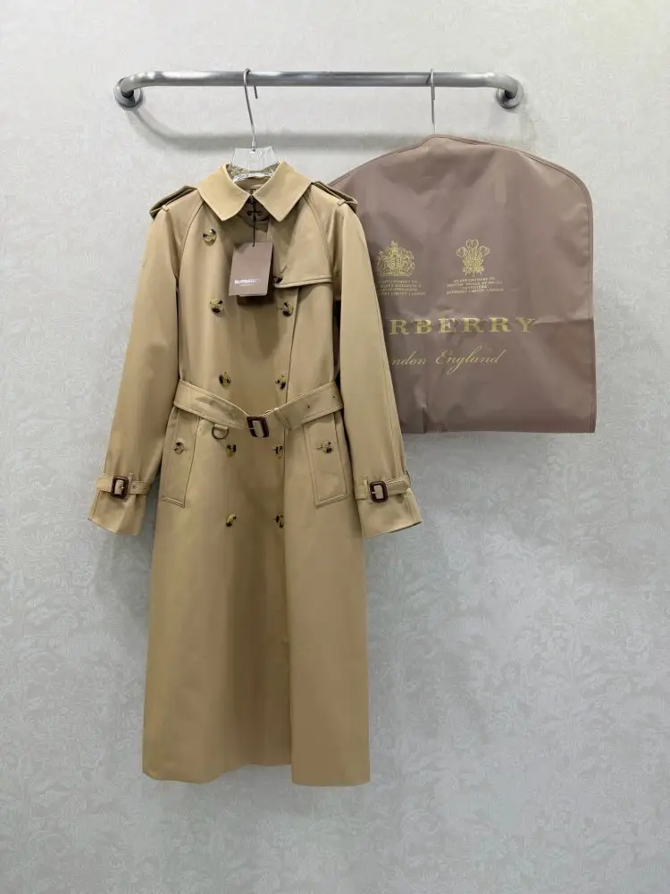 Burberry — Довгий жіночий тренч