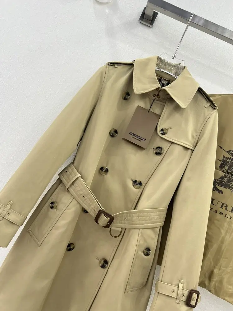 Burberry Классический короткий тренч Kensington — Фото 4