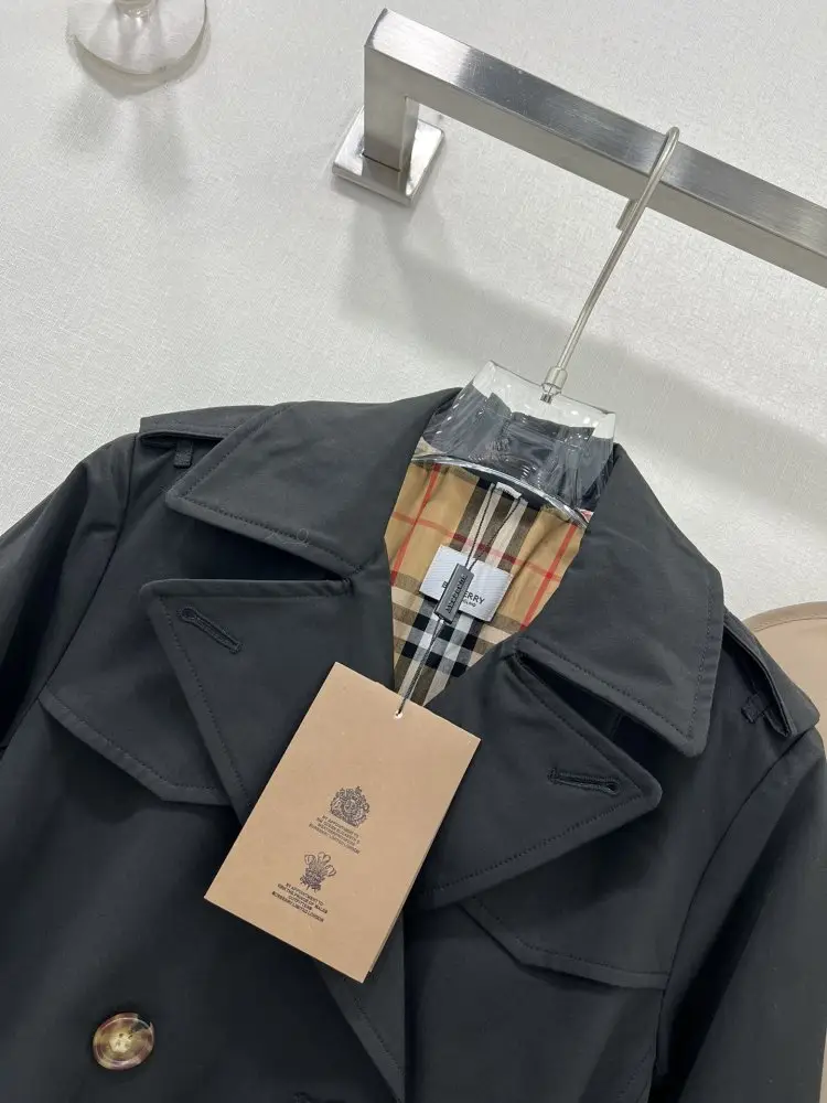 Burberry Classical trench Kensington — Photo 2
