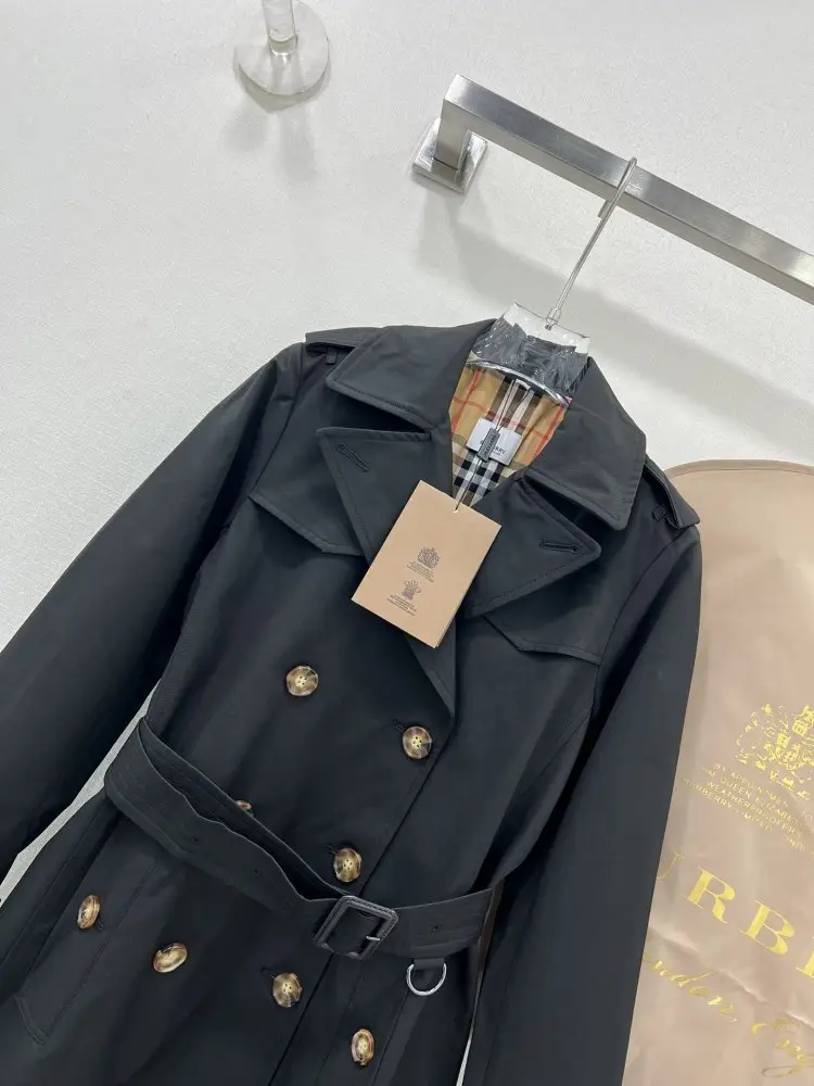 Burberry Classical trench Kensington — Photo 3