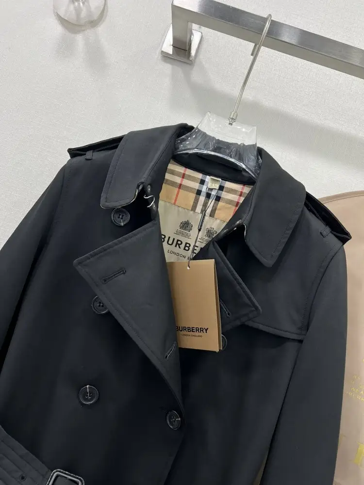 Burberry Класичний тренч середньої довжини Kensington — Фото 3