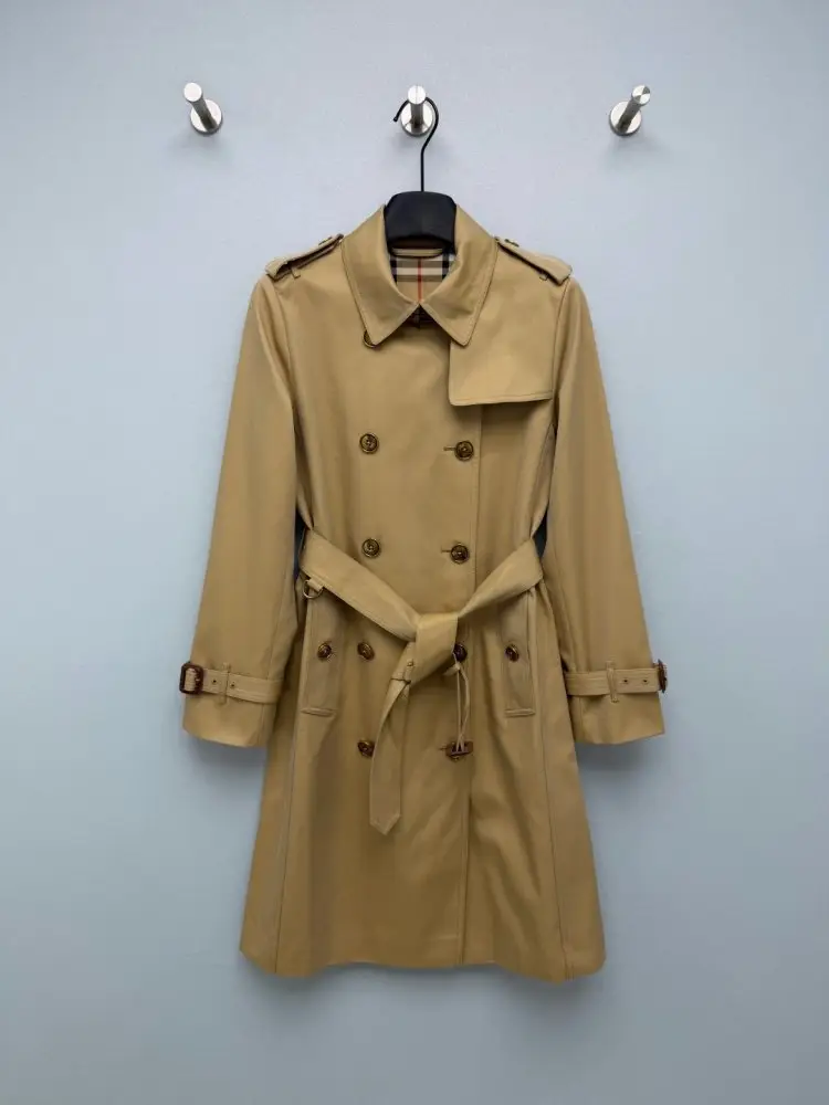 Burberry — Классический тренч средней длины