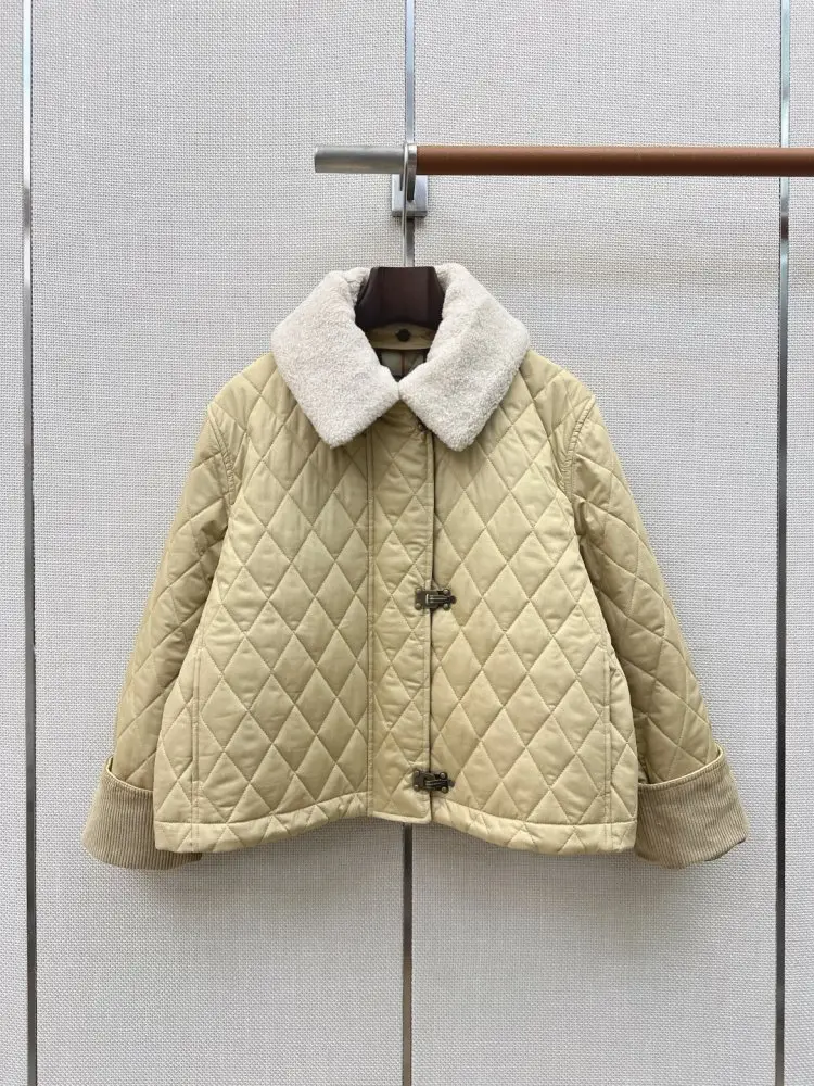 Burberry Пальто-накидка в стилі кейп з відстібається хутряним коміром — Фото 1