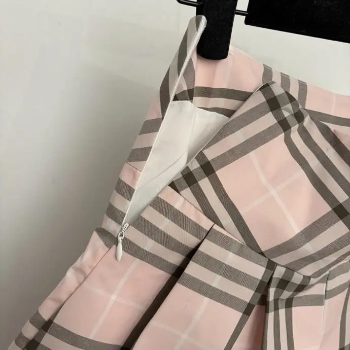Burberry Костюм жіночий — Фото 5