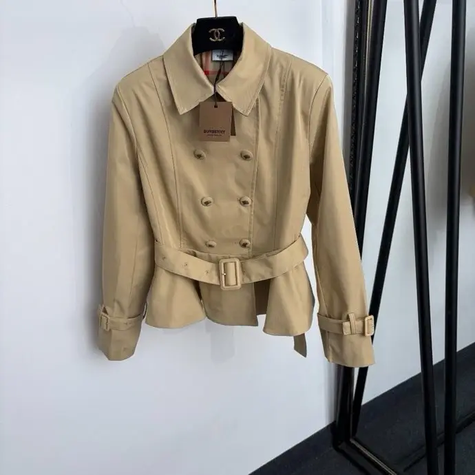 Burberry — Двобортний тренч