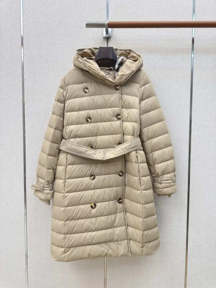 Burberry — Пуховик жіночий двобортний з капюшоном