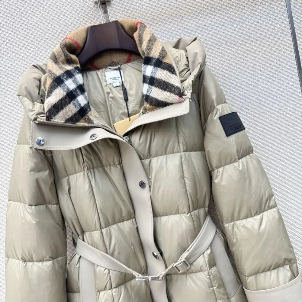 Burberry Пуховик жіночий — Фото 4