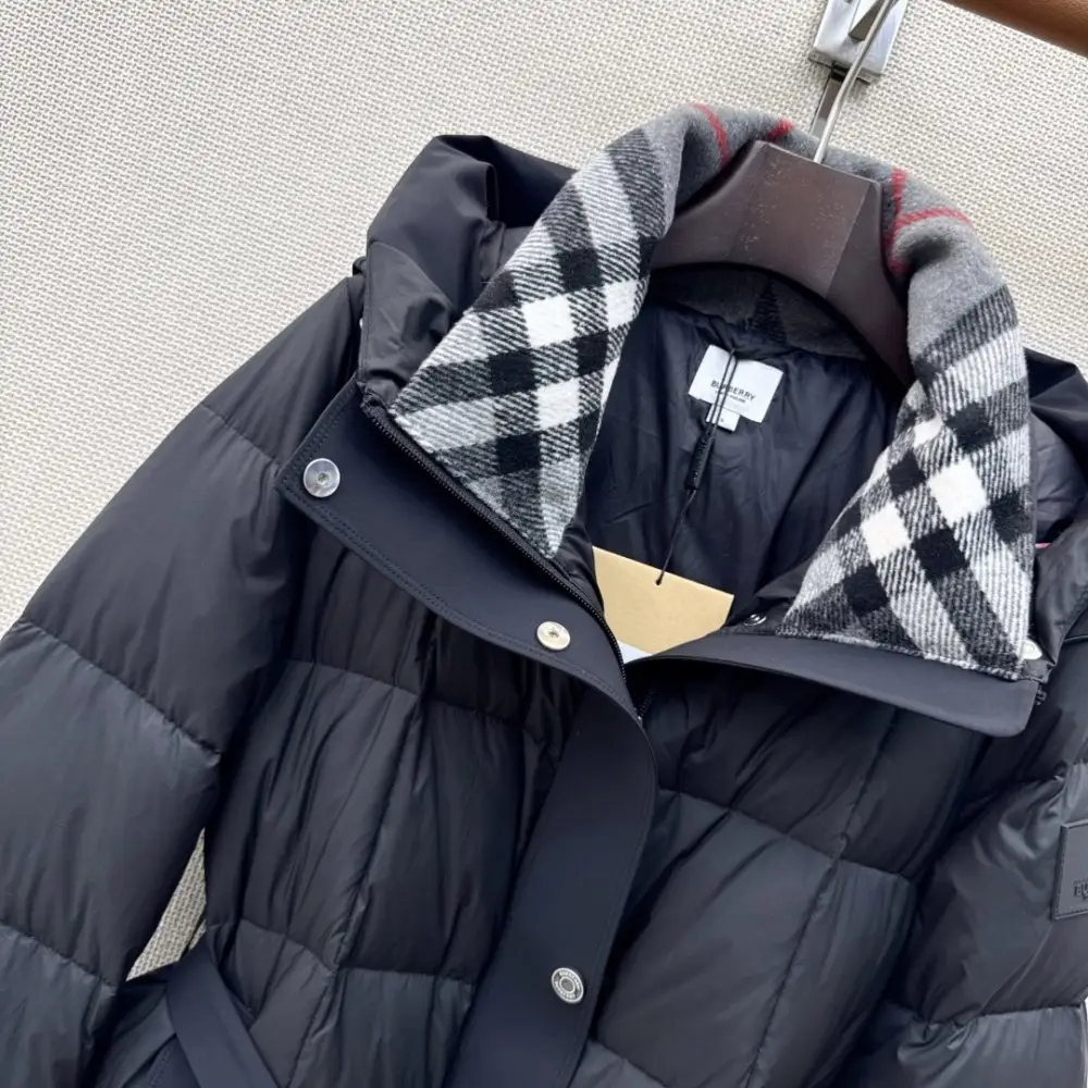 Burberry Пуховик жіночий — Фото 5
