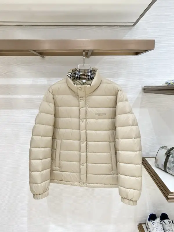 Burberry — Пуховик чоловічий